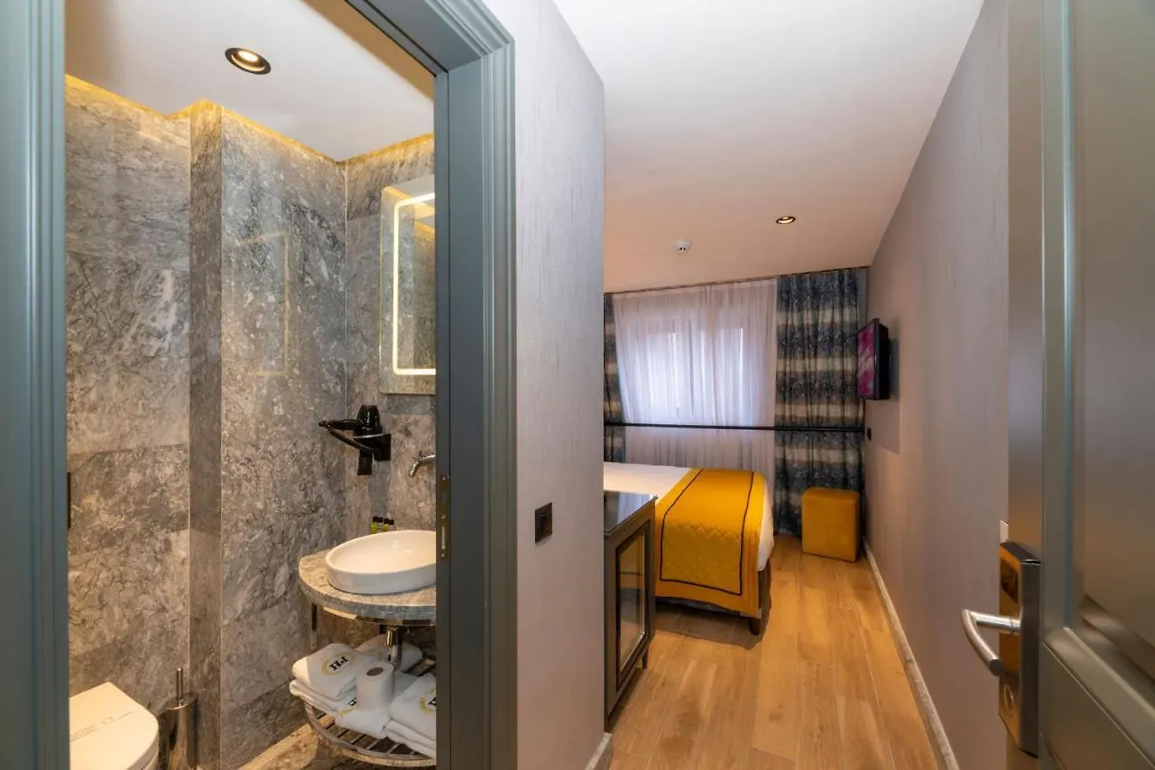**  Peri Hotel Taksim اسطنبول تركيا